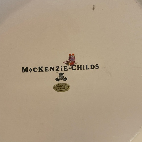 AUTH Mackenzie-Childs Enamel Butterfly Dinner Plates NWT - Picture 5 of 5